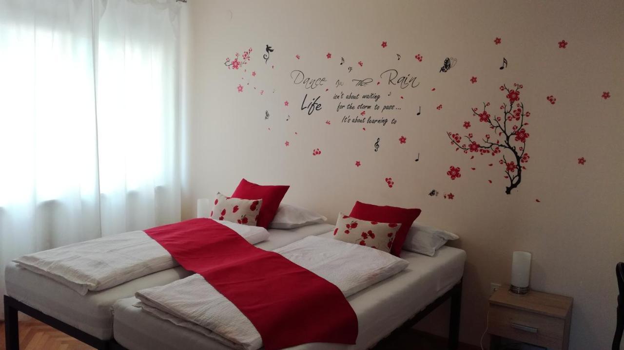 Apartma Ema Ізола Екстер'єр фото